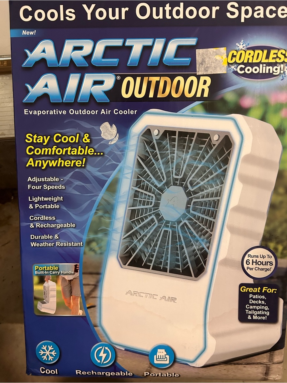 Arctic Air Outdoor Evaporative Cooler - White & Light Blue